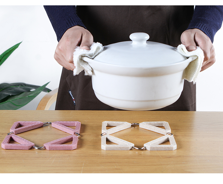 Collapsible heat insulation mat creative non-slip plate bowl mat household plastic table mat teacup pad meal mat Collapsible heat insulation mat creative non-slip plate bowl mat household plastic table mat teacup pad meal mat