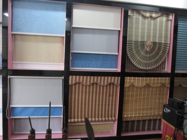 Ultrasonic machine cutting office curtains drawing bead curtain project shutter manufacturers direct Ultrasonic machine cutting office curtains drawing bead curtain project shutter manufacturers direct