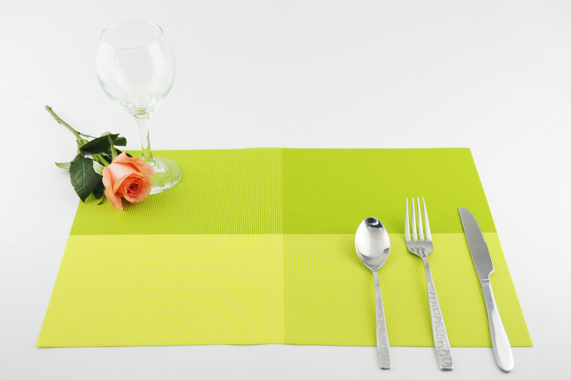 Tian zig-zaggy dining mat PVC western food heat insulation pad Japanese style simple table mat cup pad wholesale a hair Tian zig-zaggy dining mat PVC western food heat insulation pad Japanese style simple table mat cup pad wholesale a hair