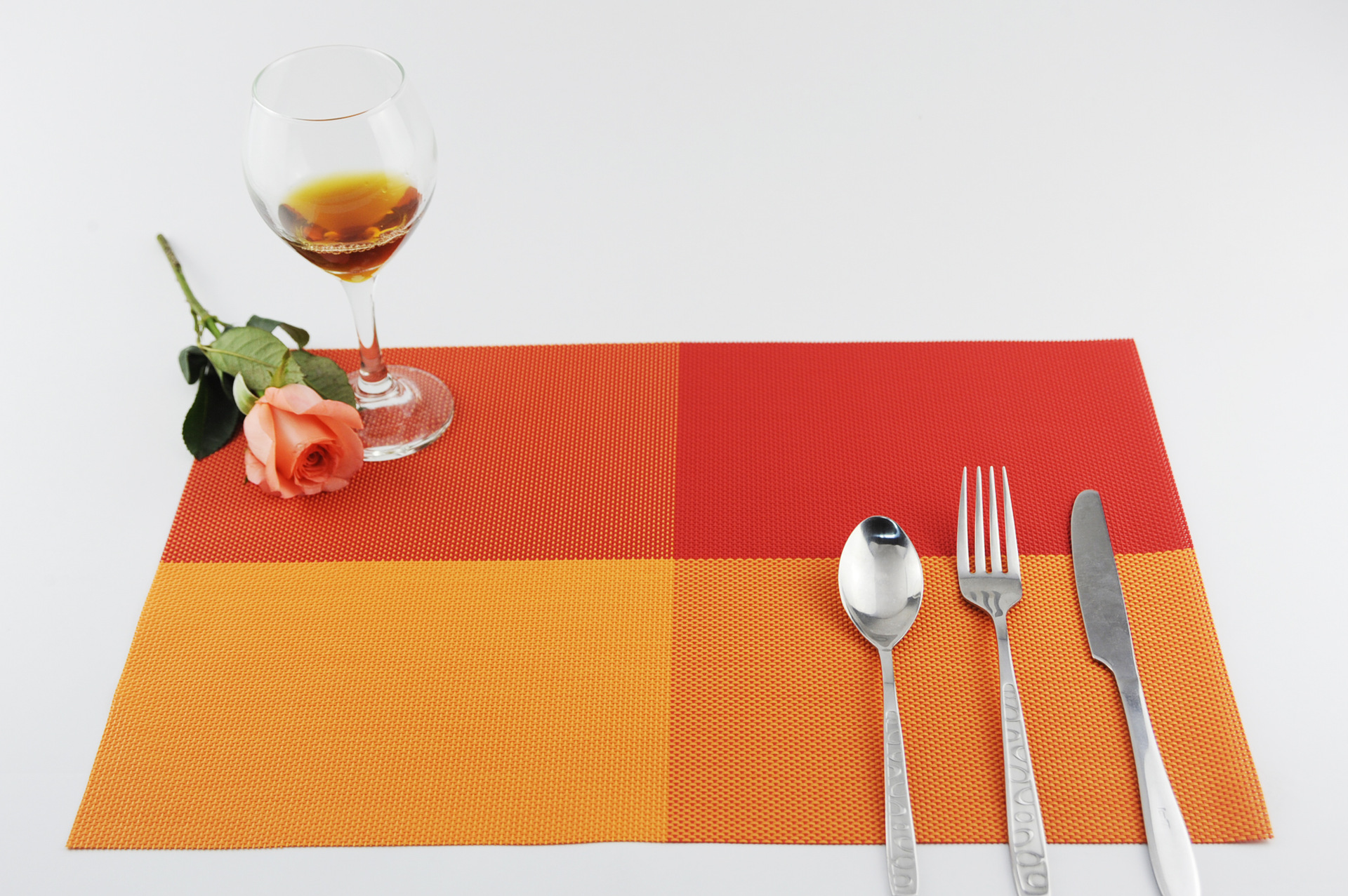 Tian zig-zaggy dining mat PVC western food heat insulation pad Japanese style simple table mat cup pad wholesale a hair Tian zig-zaggy dining mat PVC western food heat insulation pad Japanese style simple table mat cup pad wholesale a hair