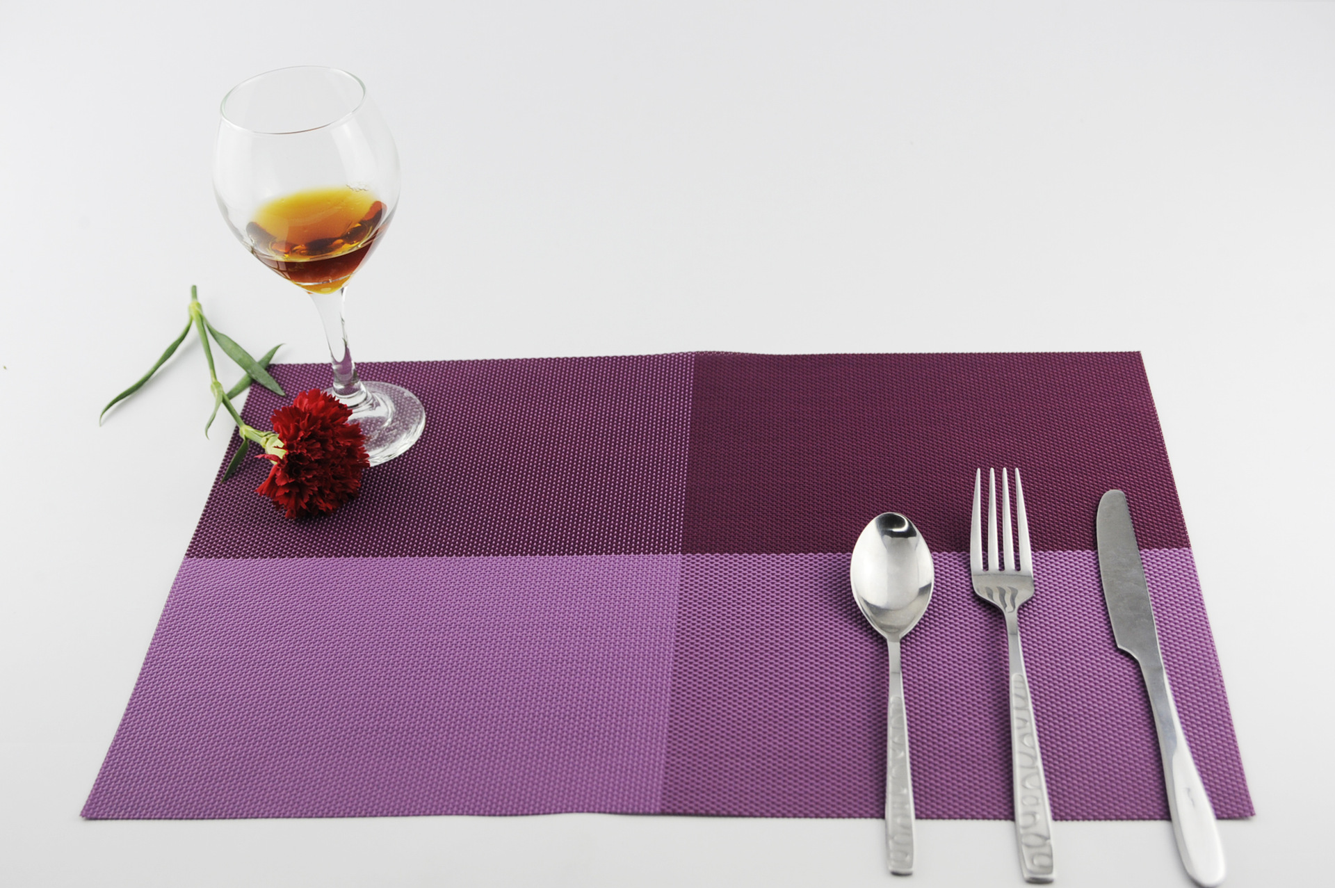 Tian zig-zaggy dining mat PVC western food heat insulation pad Japanese style simple table mat cup pad wholesale a hair Tian zig-zaggy dining mat PVC western food heat insulation pad Japanese style simple table mat cup pad wholesale a hair