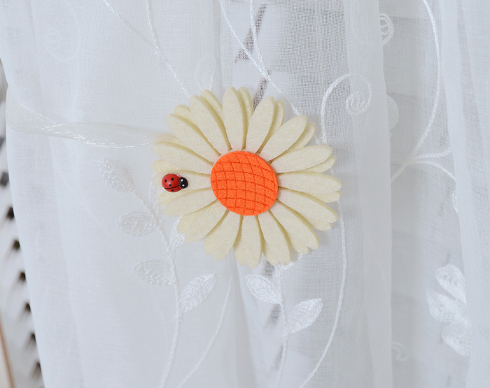 Factory Outlet filled email European creative cartoon magnetic curtain buckle strap wedding curtains cute sunflower