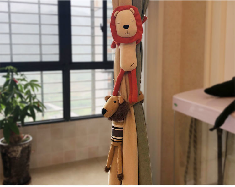 Cartoon Curtain Buckle Curtain Bandage a Pair of Animal Modeling Curtains Decoration a Pair of Animal Dolls Children's Room Decoration