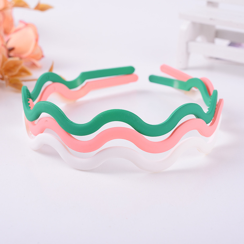 Manufacturers direct Korean frosted color wave headband girls with simple candy color plastic hair hoop hair accessories