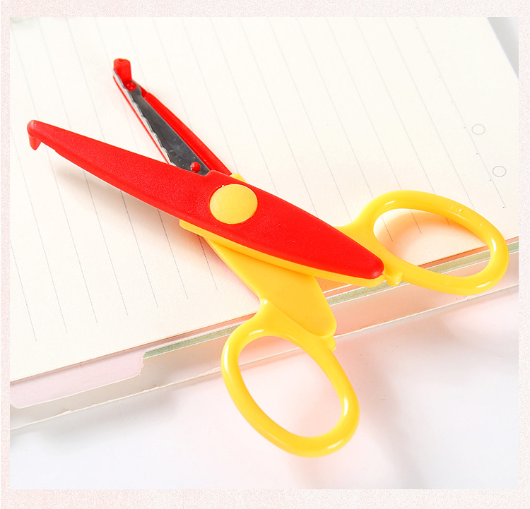 Children's Scissors Safety Manual Scissor Kindergarten Handmade DIY Scissors round Head Paper Cutting Student Plastic Scissors Wholesale