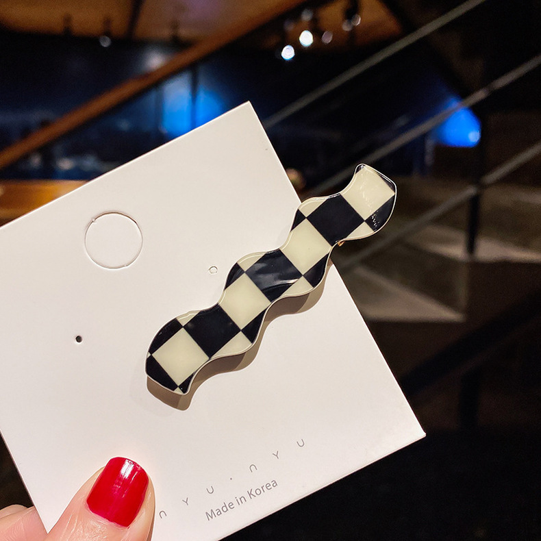 Simple Wave Chessboard Plaid Barrettes Duckbill Side Clip Bang Clip Black And White Plaid Hair Clip Side Clip Retro Fringe Accessory Simple Wave Chessboard Plaid Barrettes Duckbill Side Clip Bang Clip Black And White Plaid Hair Clip Side Clip Retro Fringe Accessory