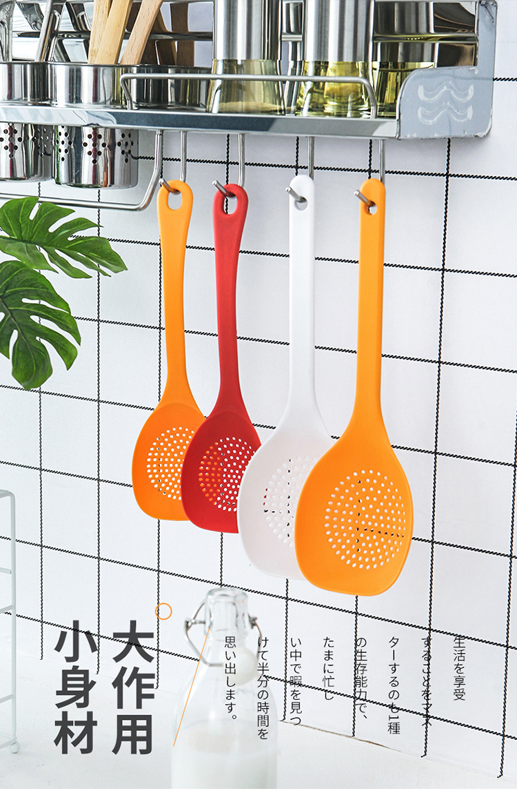 Multi-function colander ladles household skimmer stir-fry titanium spatula mixed color kitchen supplies three specifications