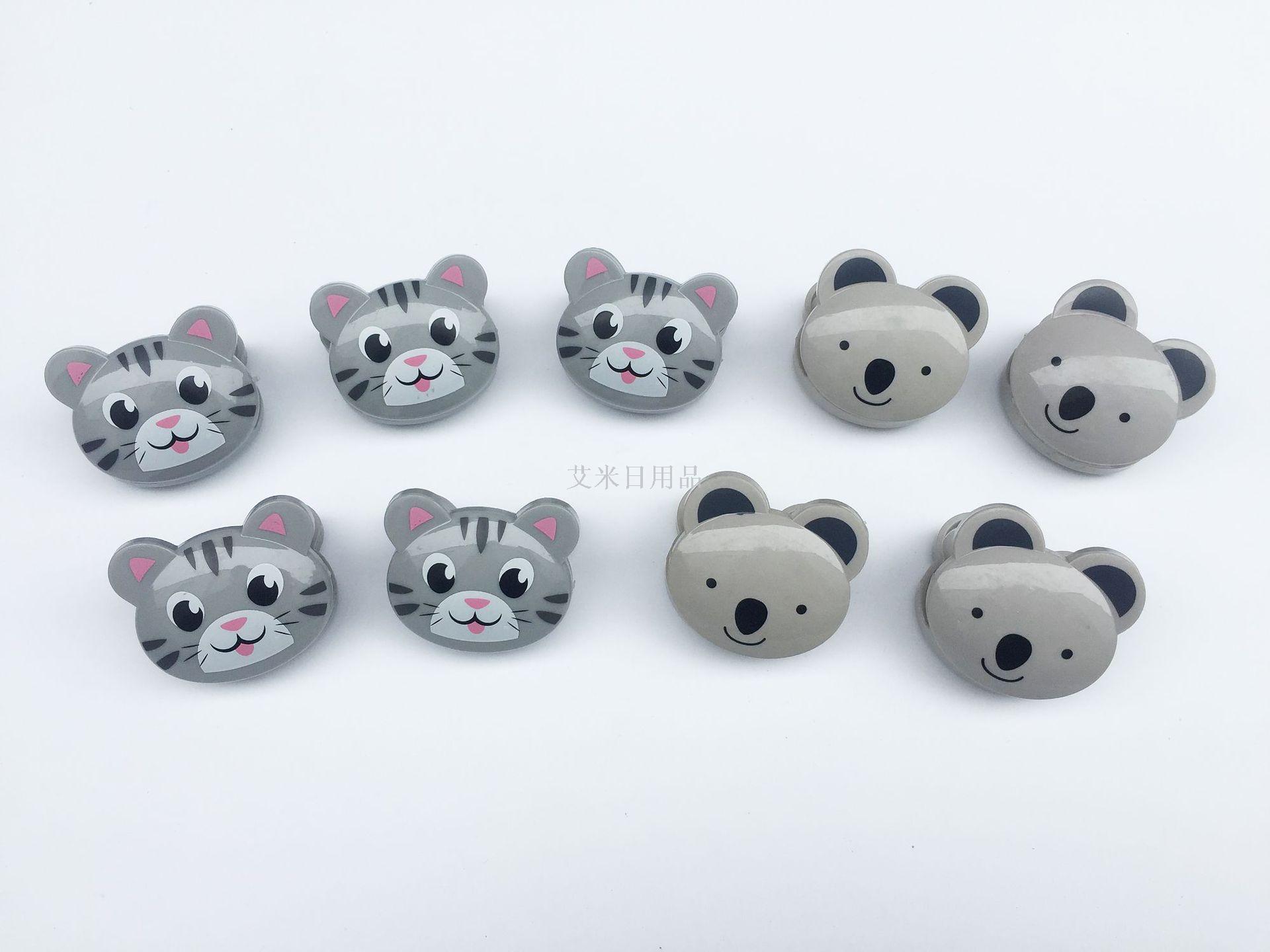 BYT-3 red panda plastic clip cartoon clip creative kitchen food cute cartoon seal clip