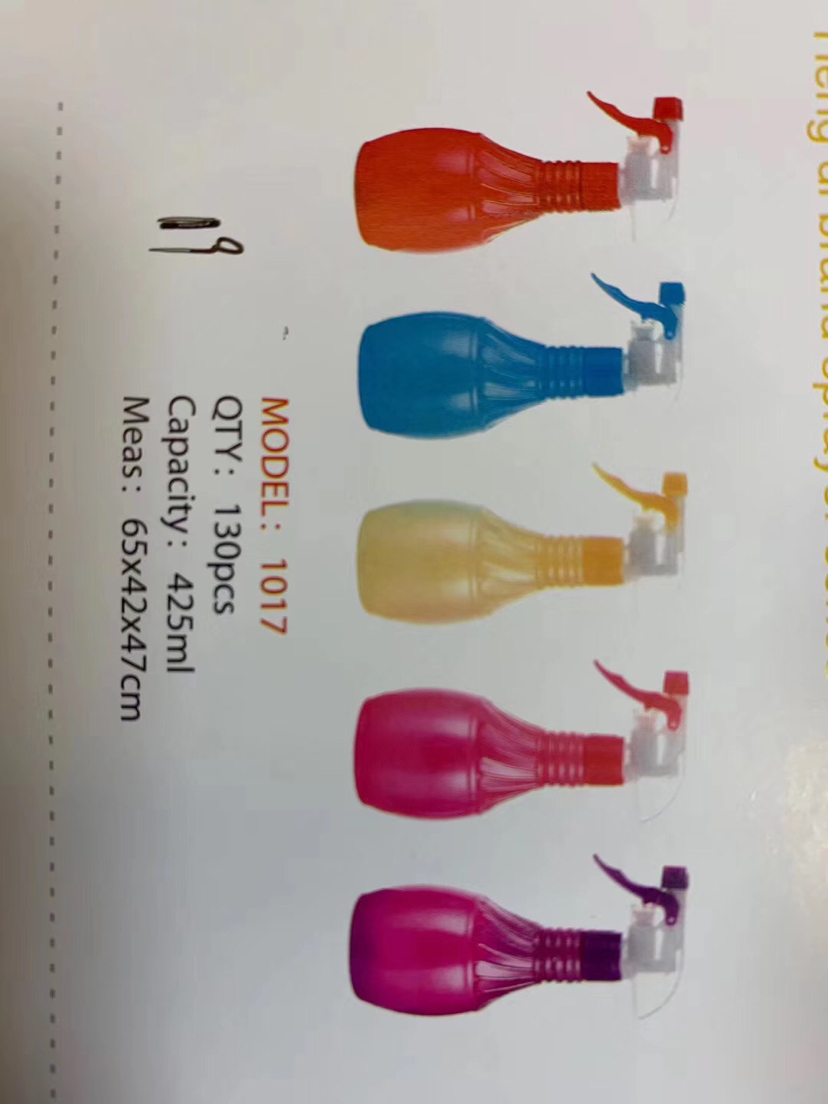 Plastic sprayer hand clasp pearlescent spray bottle