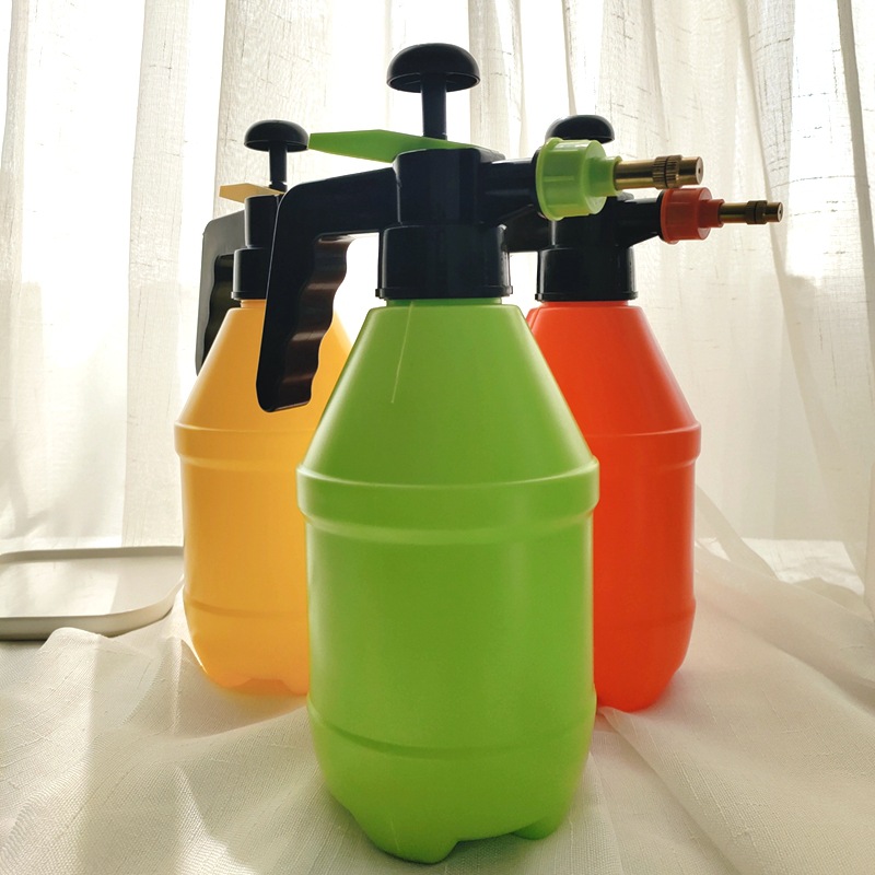 800ml 2000ml Handheld Pneumatic Sprayer Color Small Spray Bottle Adjustable Pressurized Plastic Watering Can