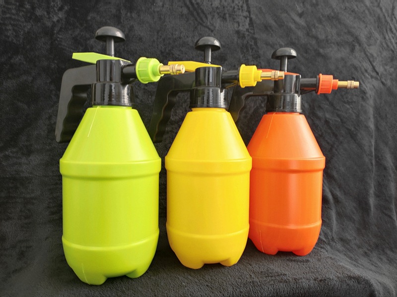 800ml 2000ml Handheld Pneumatic Sprayer Color Small Spray Bottle Adjustable Pressurized Plastic Watering Can