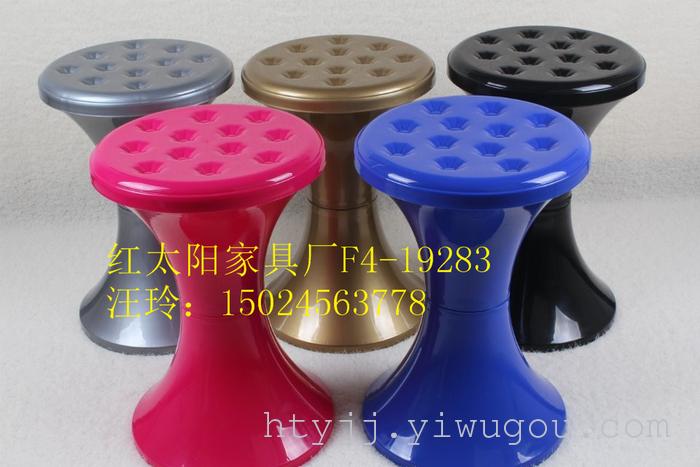 A removable plastic thick circular drum stool color candy stool folding stool stool fishing stool wholesale A removable plastic thick circular drum stool color candy stool folding stool stool fishing stool wholesale