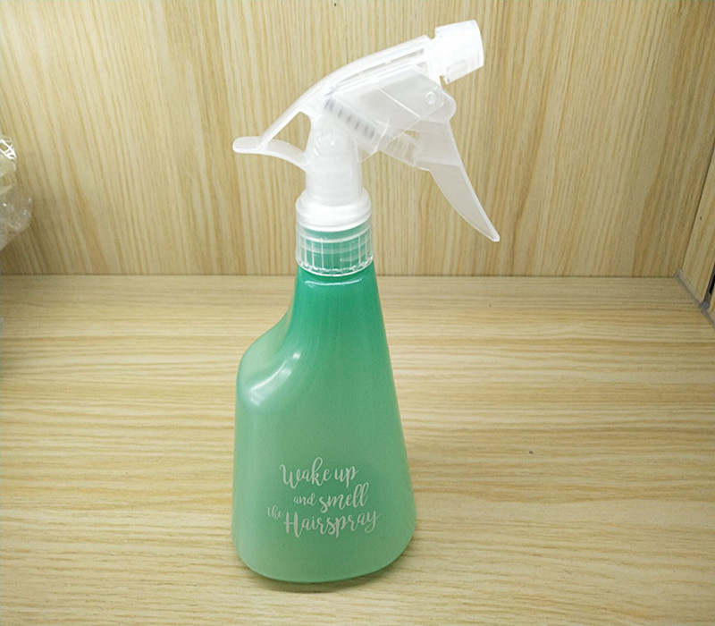 Portable Hand Pressure Sprinkling Can Plastic Watering Sprayer Balcony Home Plant Watering Pot Gardening Sprinkling Can