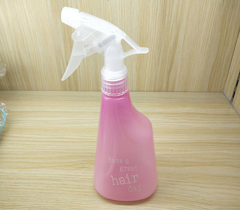 Portable Hand Pressure Sprinkling Can Plastic Watering Sprayer Balcony Home Plant Watering Pot Gardening Sprinkling Can