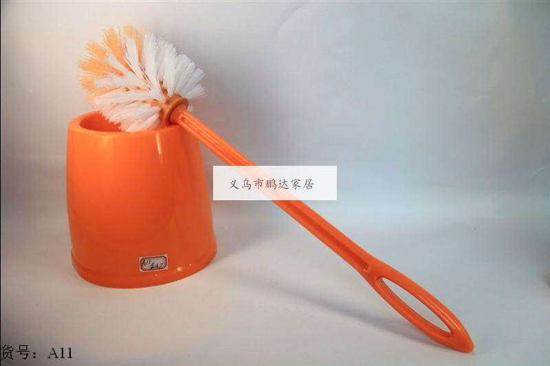 Toilet brush with long plastic cleaning brush Toilet brush with long plastic cleaning brush