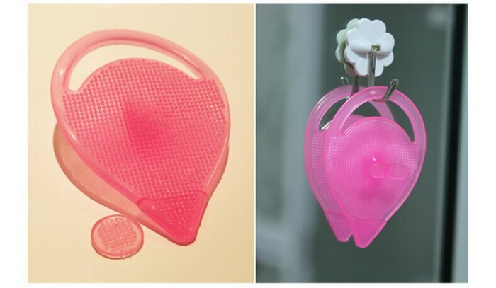 South Korea beauty massage brush silicone pore clean blackhead cutin nasal wash brush strawberry nose artifact South Korea beauty massage brush silicone pore clean blackhead cutin nasal wash brush strawberry nose artifact