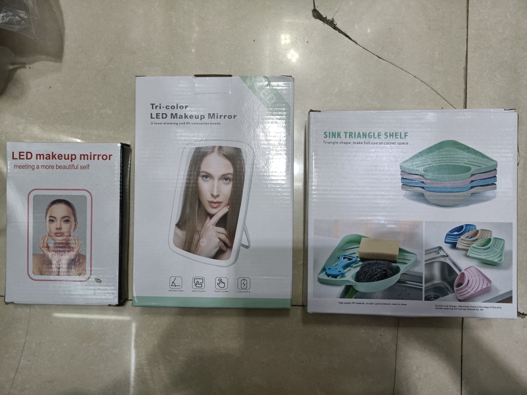 New Makeup Mirror Women's Desktop Led with Light Portable Folding Fill Light Makeup Mirror Dormitory Desktop Dressing Mirror New Makeup Mirror Women's Desktop Led with Light Portable Folding Fill Light Makeup Mirror Dormitory Desktop Dressing Mirror
