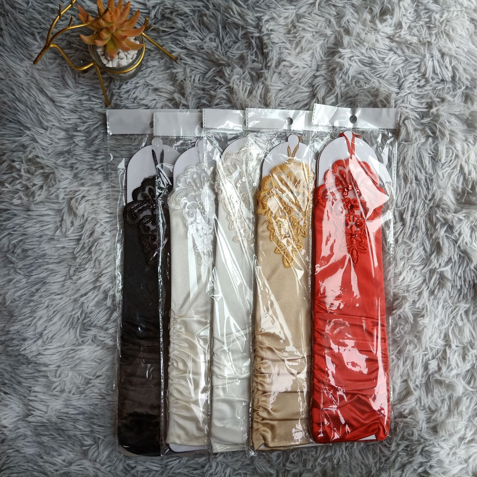 Factory Direct Sales Cross-Border Hot Sale Embroidered Laminate Long Hook Finger Wedding Etiquette Stage Accessories Gloves