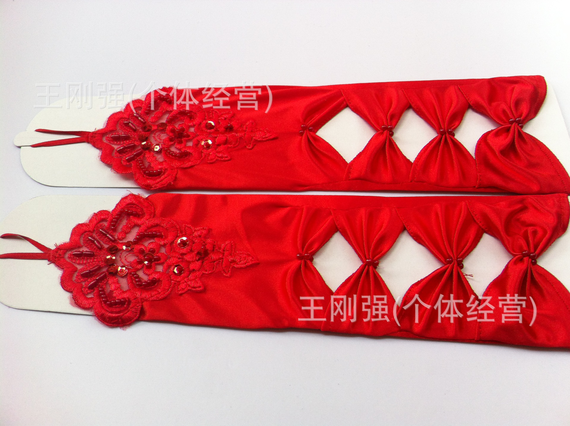 2021 Red New Style Long Gloves Bridal Wedding Lace Gloves Full Finger Gloves Wedding Dress Accessories Wholesale