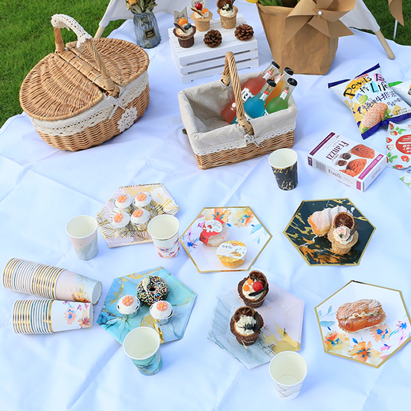 7-Inch Disposable Plate Picnic Plate Cake Dishes Children's Birthday Party Paper Pallet Dessert Bar Decoration Tableware 7-Inch Disposable Plate Picnic Plate Cake Dishes Children's Birthday Party Paper Pallet Dessert Bar Decoration Tableware