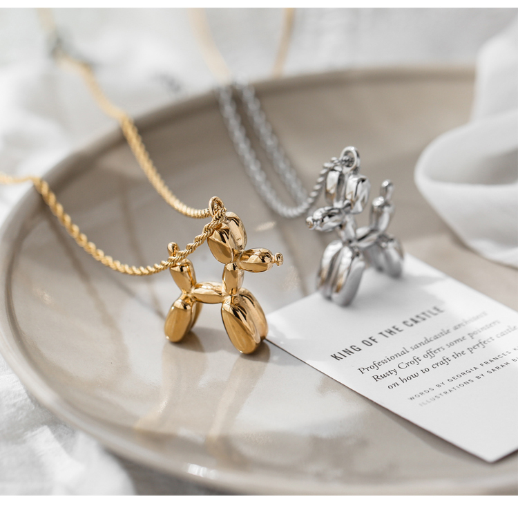 European and American Retro Balloon Dog Long Necklace Sweater Chain Hip Hop Cool Fashion Online Red Fashion Minimalist Design Does Not Fade
