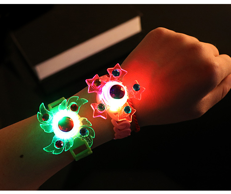 Luminous Bracelet Flash Creative Rotational Gyro Watch Band Kindergarten Small Gift Toy Wholesale Luminous Bracelet Luminous Bracelet Flash Creative Rotational Gyro Watch Band Kindergarten Small Gift Toy Wholesale Luminous Bracelet