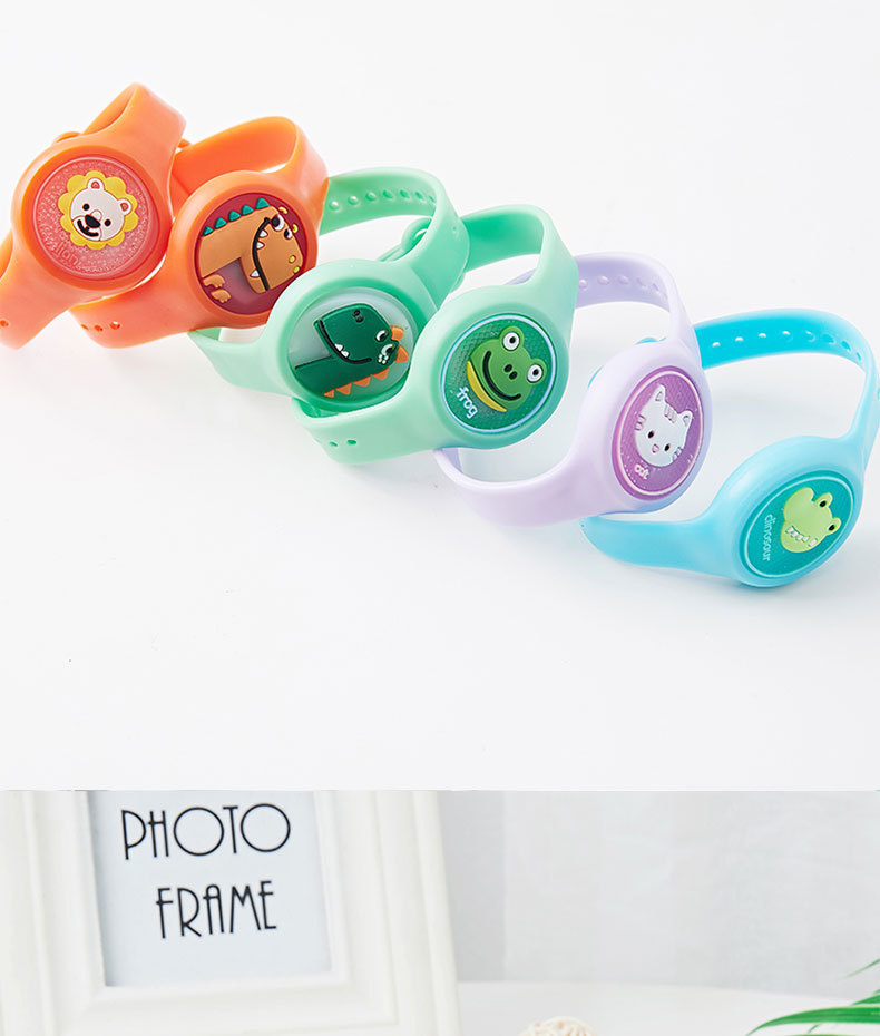 Summer Cartoon Luminous Mosquito Repellent Bracelet Mosquito Repellent Watch Children's Rotating Watch Portable TikTok Same Style Summer Cartoon Luminous Mosquito Repellent Bracelet Mosquito Repellent Watch Children's Rotating Watch Portable TikTok Same Style