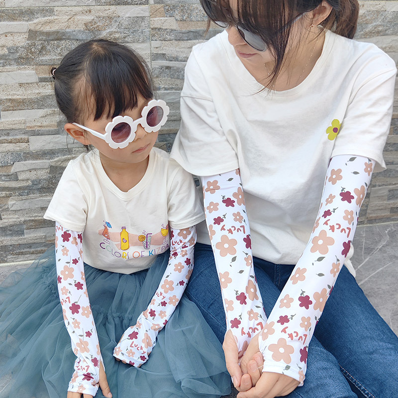 Korean Style Xuan Ya Sun Protection Parent-Child Ice Sleeve Female Driving Outdoor Riding Military Training Ice Silk Children's Net Red Armband Summer Customization Korean Style Xuan Ya Sun Protection Parent-Child Ice Sleeve Female Driving Outdoor Riding Military Training Ice Silk Children's Net Red Armband Summer Customization