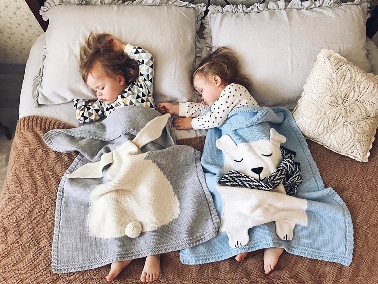 INS White Bear Blanket Three-Dimensional Ear Blanket Children Knitted Blanket Beach Mat Baby Baby Blanket