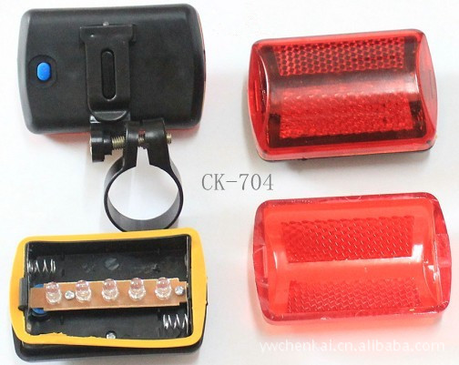 Riding bicycle outdoor accessories, equipment warning lights, colorful Mini mountain bicycle taillight Riding bicycle outdoor accessories, equipment warning lights, colorful Mini mountain bicycle taillight