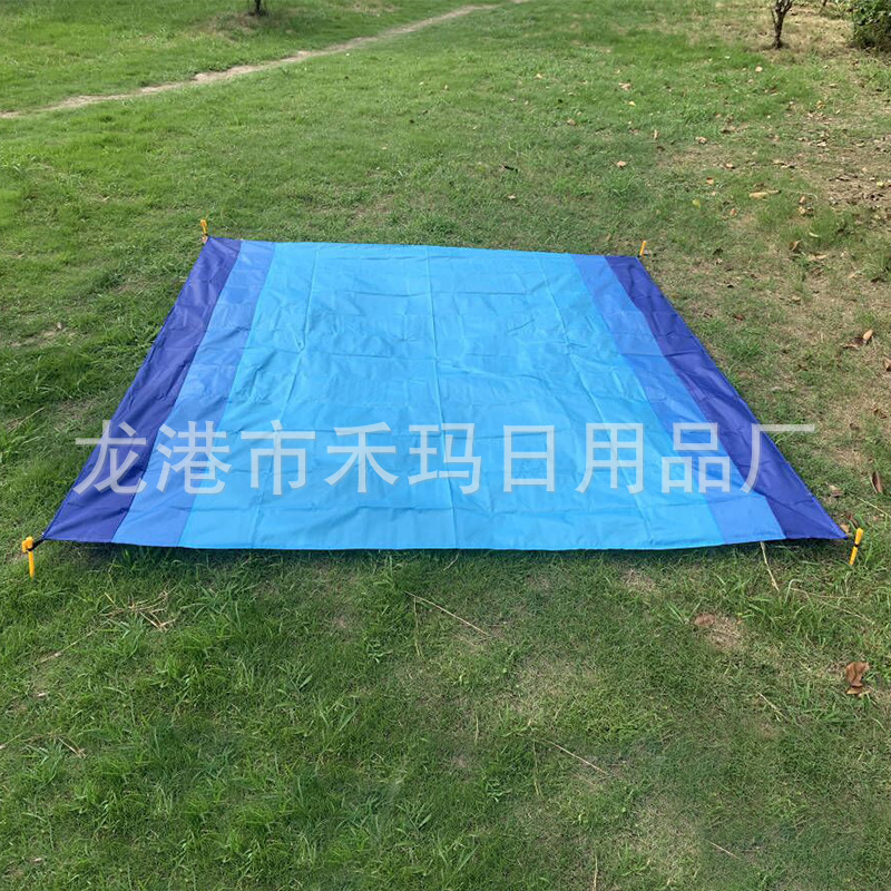 Outdoor Camping Nylon Pocket Picnic Mat Portable Folding Waterproof and Moisture-Proof Liner Polyester Checked Cloth Beach Mat Outdoor Camping Nylon Pocket Picnic Mat Portable Folding Waterproof and Moisture-Proof Liner Polyester Checked Cloth Beach Mat