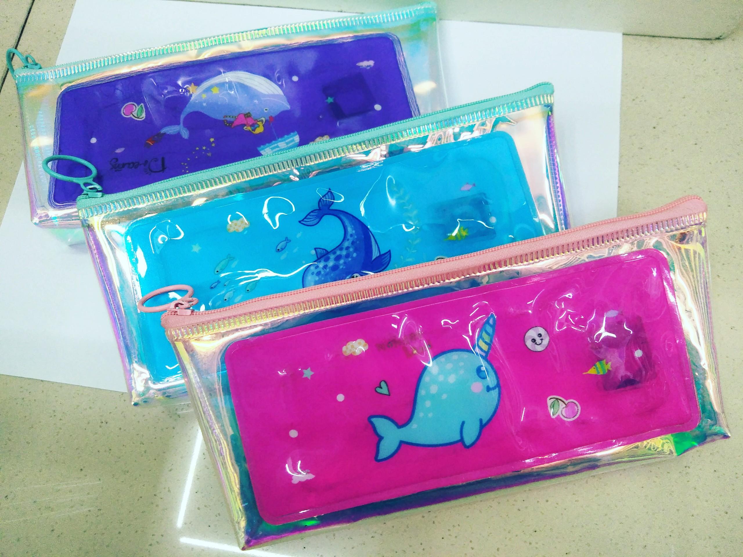 New Creative Laser with Light Pencil Case Cute Refreshing Luminous Flashing Light Pencil Box Primary School Stationery Box