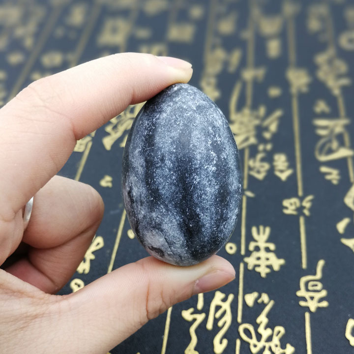 I1749 Egg hand play ball small stone play piece massage Fitness Ball hand ball Binary store wholesale distribution goods I1749 Egg hand play ball small stone play piece massage Fitness Ball hand ball Binary store wholesale distribution goods