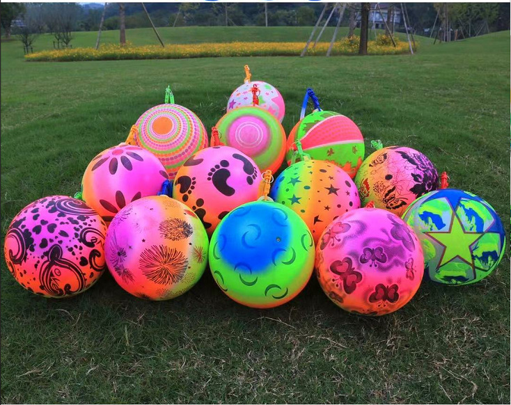 SOURCE Factory 22cm Training Exercise Belt Chain Football Children PVC Inflatable Toy Kindergarten Watermelon Pat Ball SOURCE Factory 22cm Training Exercise Belt Chain Football Children PVC Inflatable Toy Kindergarten Watermelon Pat Ball