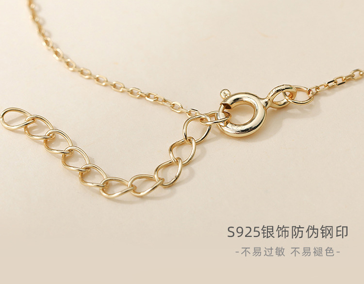 Xinjiang Hetian Jade Safety Buckle Bracelet Simple Ins Design Sense Niche Temperament Vintage Court Style Bracelet Internet Celebrity Xinjiang Hetian Jade Safety Buckle Bracelet Simple Ins Design Sense Niche Temperament Vintage Court Style Bracelet Internet Celebrity