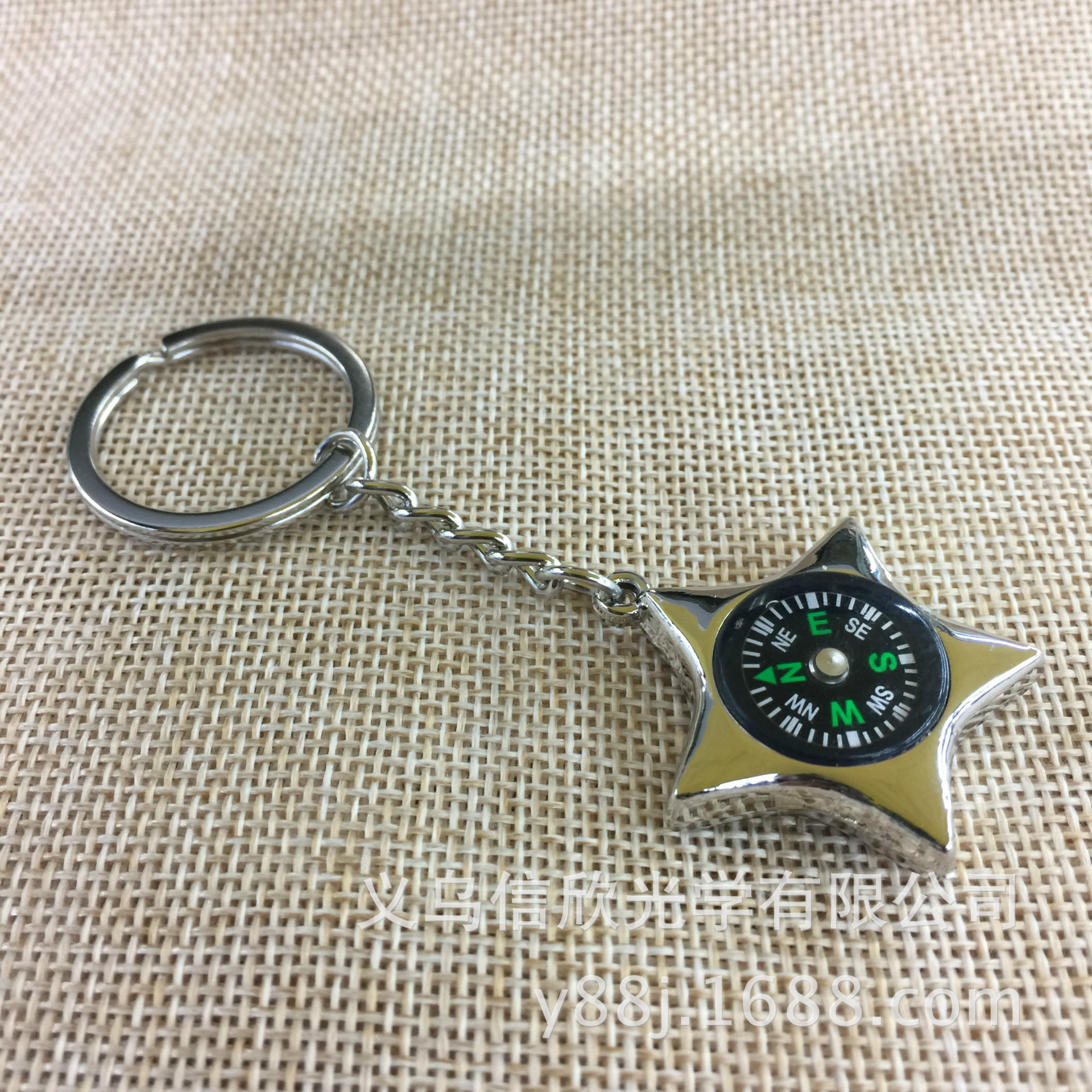 New Five-Pointed Star Metal Keychains Compass Gift Key Chain Compass New Five-Pointed Star Metal Keychains Compass Gift Key Chain Compass
