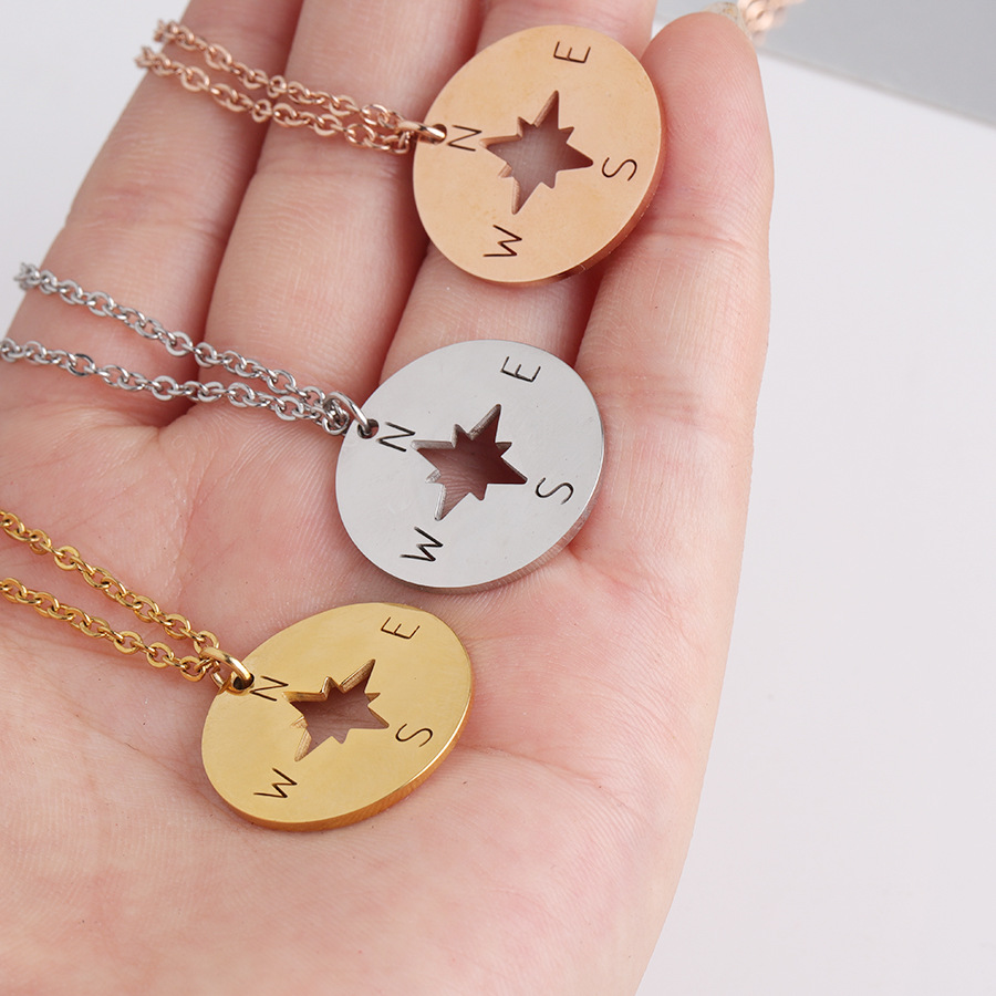 Compass Necklace Mirror Stainless Steel round Hollow Compass Compass Pendant Hip Hop Style Handmade Ornament Compass Necklace Mirror Stainless Steel round Hollow Compass Compass Pendant Hip Hop Style Handmade Ornament