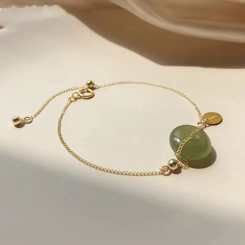 Round Hetian Jade Safety Buckle Bracelet Sweet Pull Design Light Luxury High-End Sense Vintage Court Style Female Bracelet