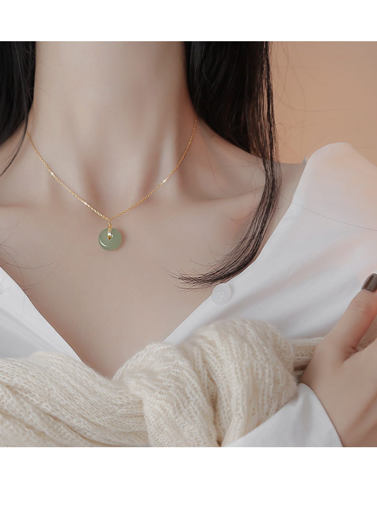 S925 Sterling Silver Natural Hetian Jade Necklace Female Safety Buckle Pendant Pendant Boys and Girls Jade Pendant Clavicle Chain Jewelry S925 Sterling Silver Natural Hetian Jade Necklace Female Safety Buckle Pendant Pendant Boys and Girls Jade Pendant Clavicle Chain Jewelry