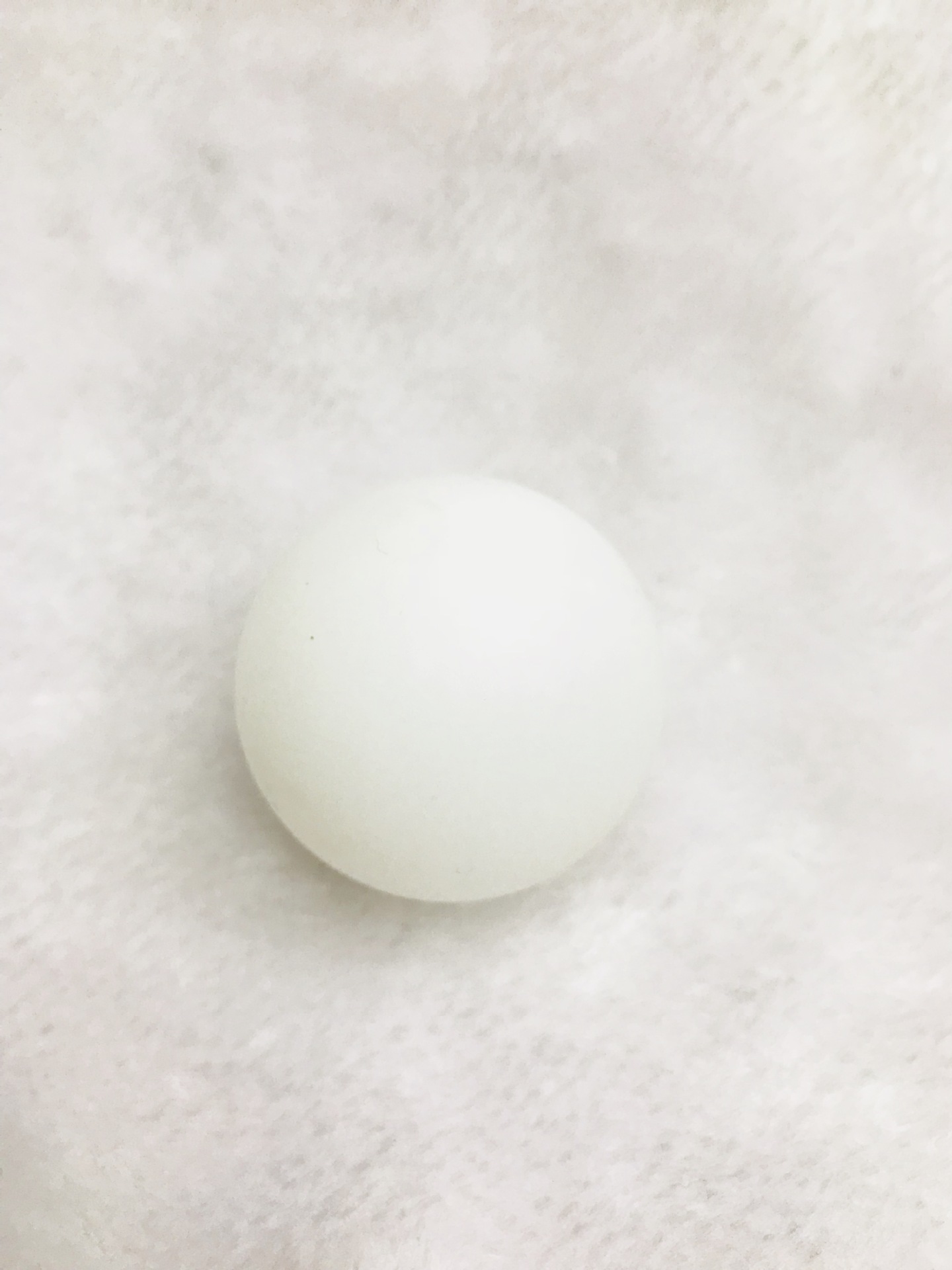 Retail manufacturers direct sales of OULITE plastic table tennis ball yellow and white seamless LOGO.