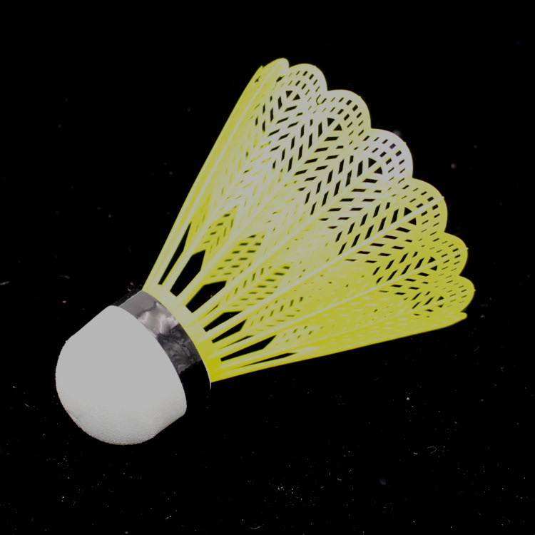 Direct selling from 12 PVC transparent tubeware plastic foam head badminton factory