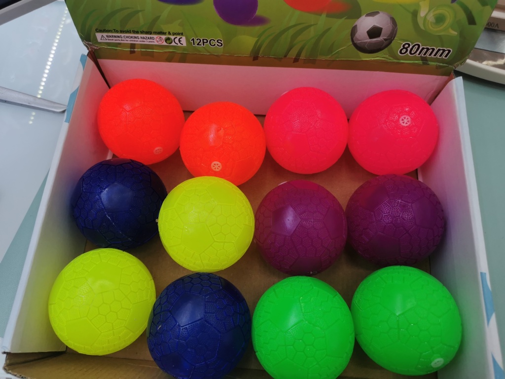 Cross-Border Novel Flash Squeeze and Sound Massage Elastic Football Children's Toy Luminous Whistle Ball Night Market Stall Supply