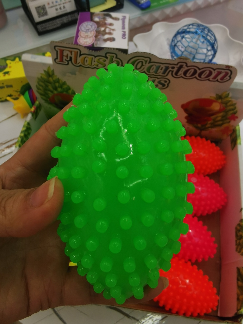 Cross-Border Novel Flash Squeeze and Sound Massage Elastic Football Children's Toy Luminous Whistle Ball Night Market Stall Supply