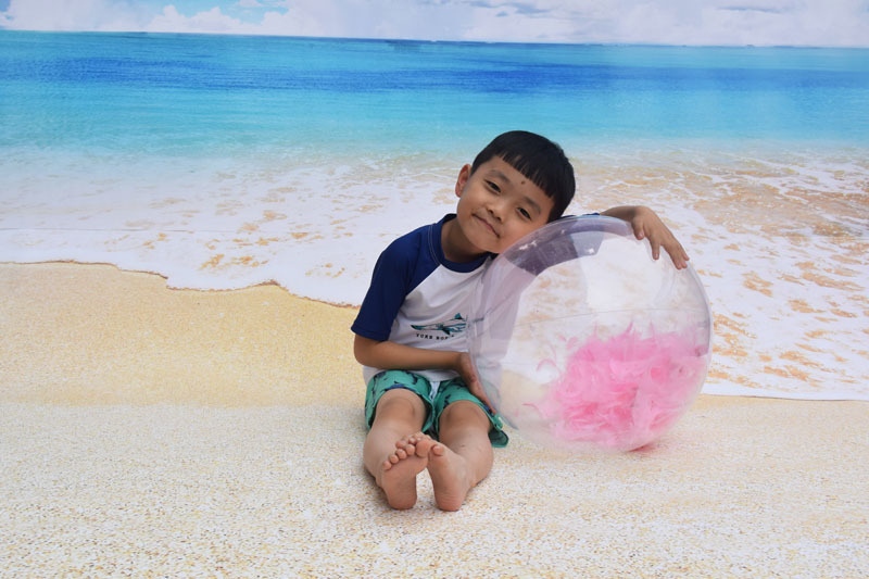PVC inflatable Beach ball Transparent Flake ball Child Adult toy ball transparent Flake Beach ball filling ball PVC inflatable Beach ball Transparent Flake ball Child Adult toy ball transparent Flake Beach ball filling ball