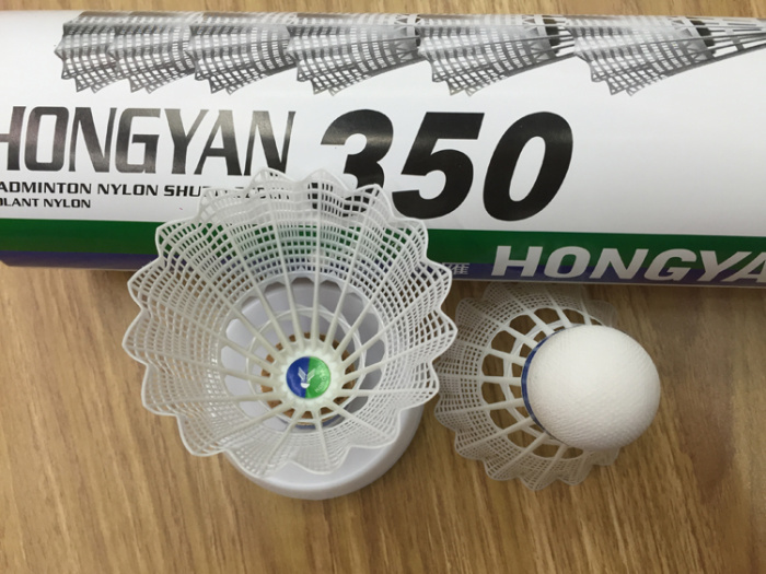  cork ball end of nylon ball - grade nylon ball to practice the ball can not be bad badminton
