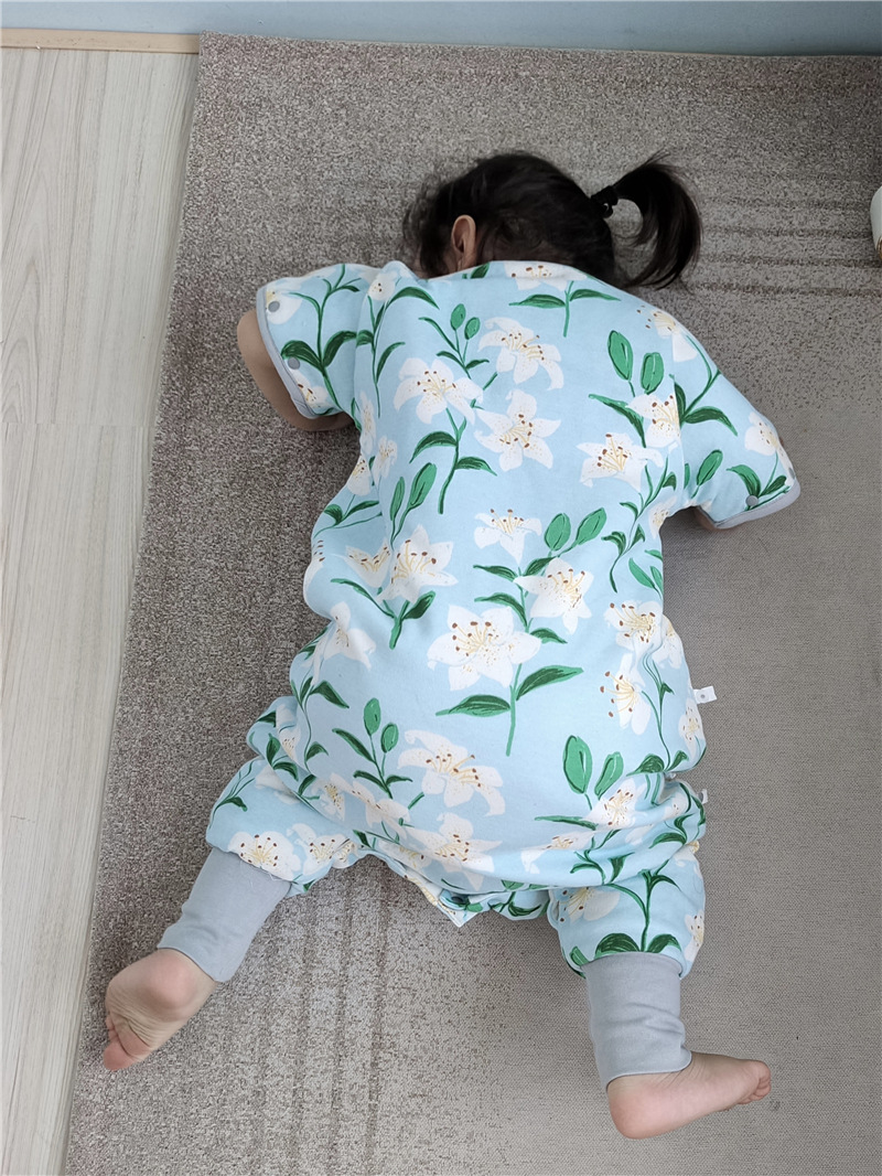 21 Winter Constant Temperature Sleeping Bag Baby Anti-Kick Quilt Children Split Leg Sleeping Bag Baby Pajamas Loose Adjustable Length 21 Winter Constant Temperature Sleeping Bag Baby Anti-Kick Quilt Children Split Leg Sleeping Bag Baby Pajamas Loose Adjustable Length