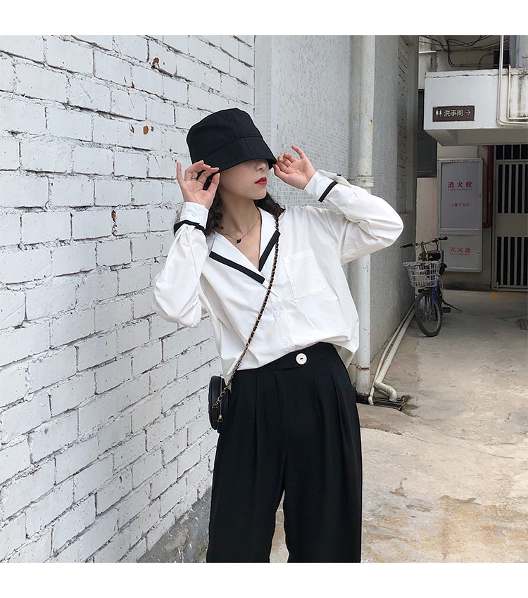 Autumn OL wind shirt black and white simple blouse female black and white Mosaic loose version off rotator cuff shirt female
