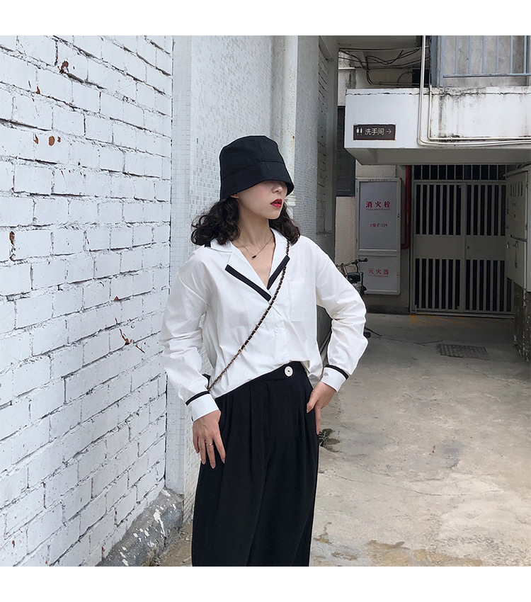 Autumn OL wind shirt black and white simple blouse female black and white Mosaic loose version off rotator cuff shirt female
