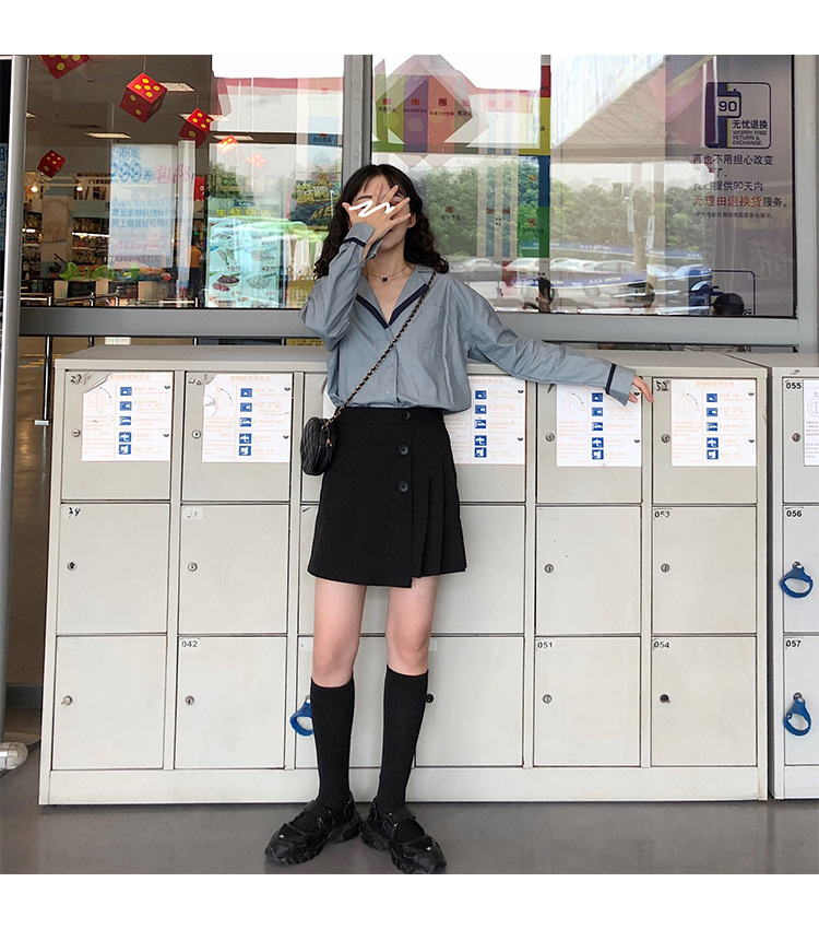 Autumn OL wind shirt black and white simple blouse female black and white Mosaic loose version off rotator cuff shirt female