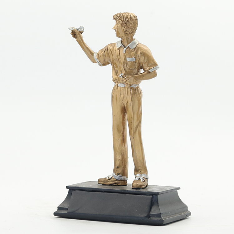New resin darts trophy person trophy metal MEDALS custom factory direct selling crafts 3373